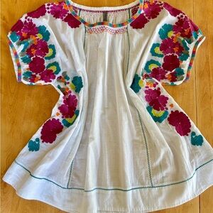 Anthropologie Gauzy BOHO Embroidered Floral White Top, Large